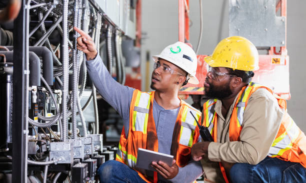 Best Electrical Repair Services  in Edina, MN